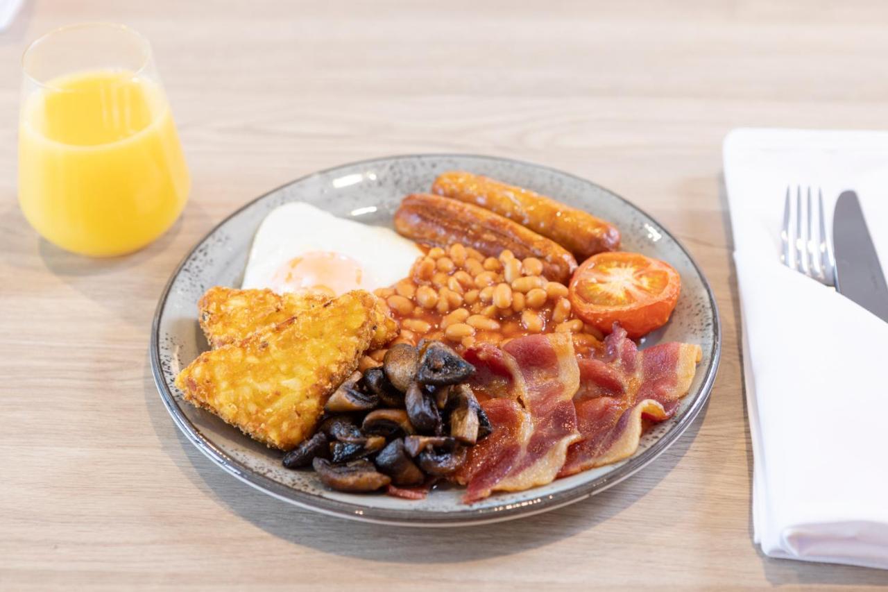 Novotel Paddington Village 4*
