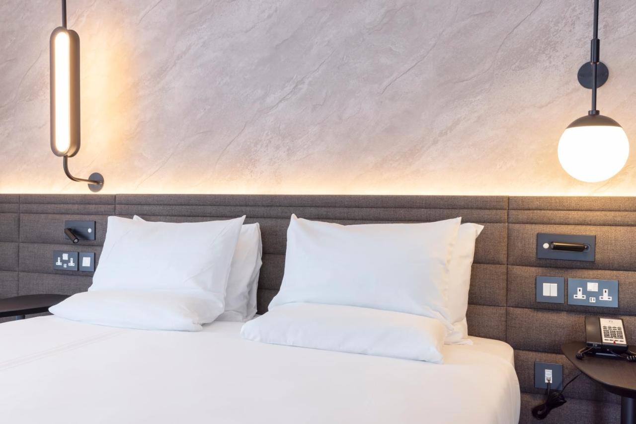 Novotel Paddington Village Hotel 4*